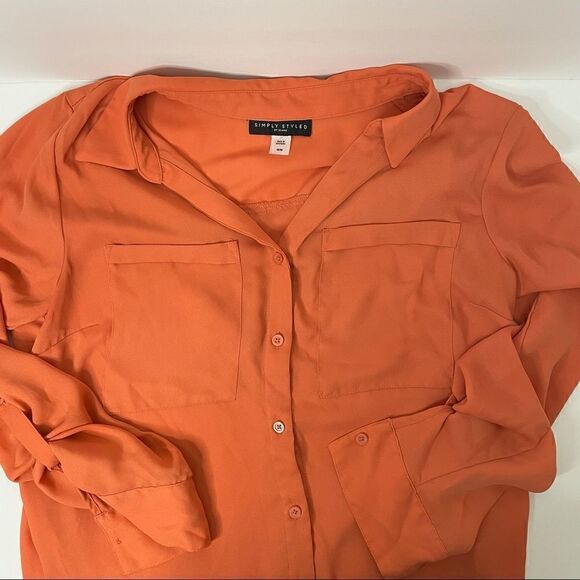Simply Styled by Sears | Medium Top| Career wear| button down - Picture 5 of 11